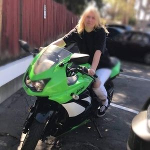 Meet your Posher, Bobby jo